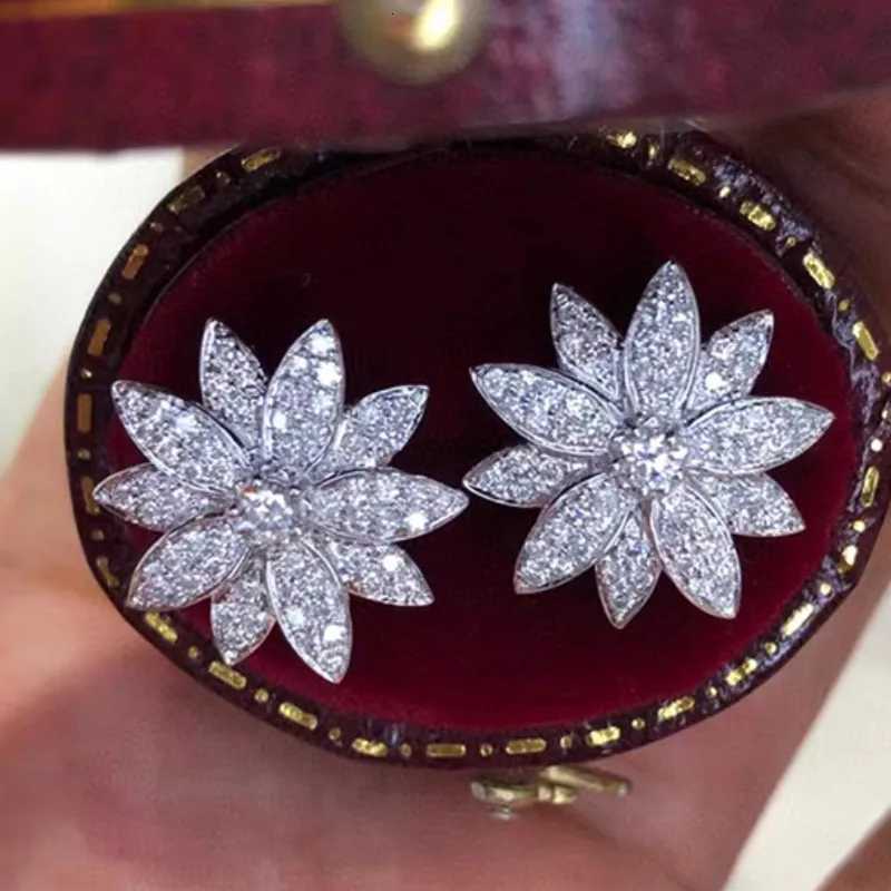 925 Sterling Silver Cubic Zirconia Stud Earrings for Women Dainty Ear Stud Temperament Female Accessories Trendy Jewelry XJ250718