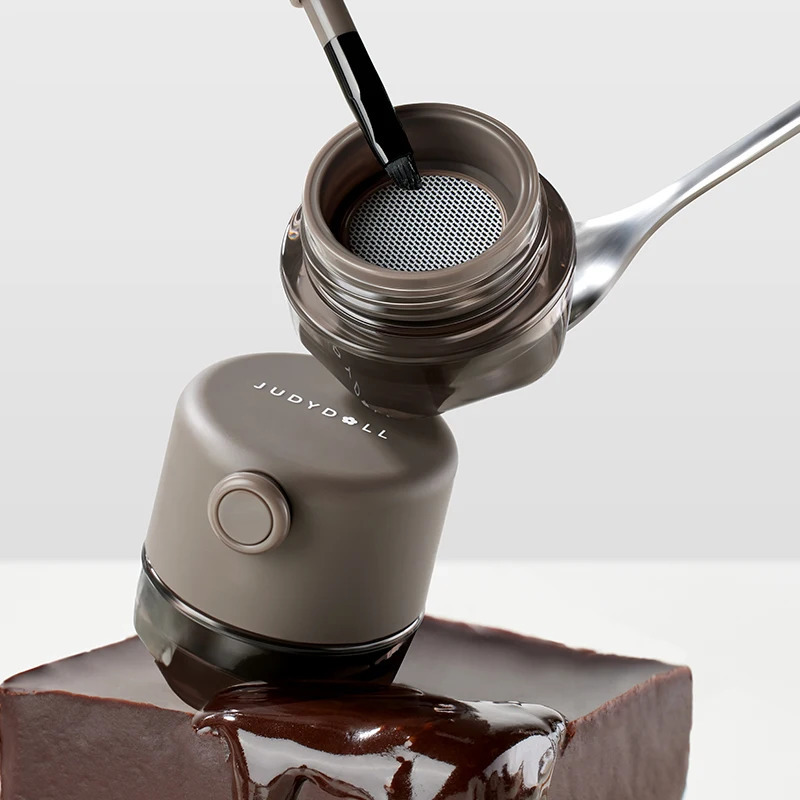 Judydoll Cushion Eyeliner Gel Smudge-Proof Long-Lasting Intense Pigment for Precise Bold Eye Definition Effortless 250716