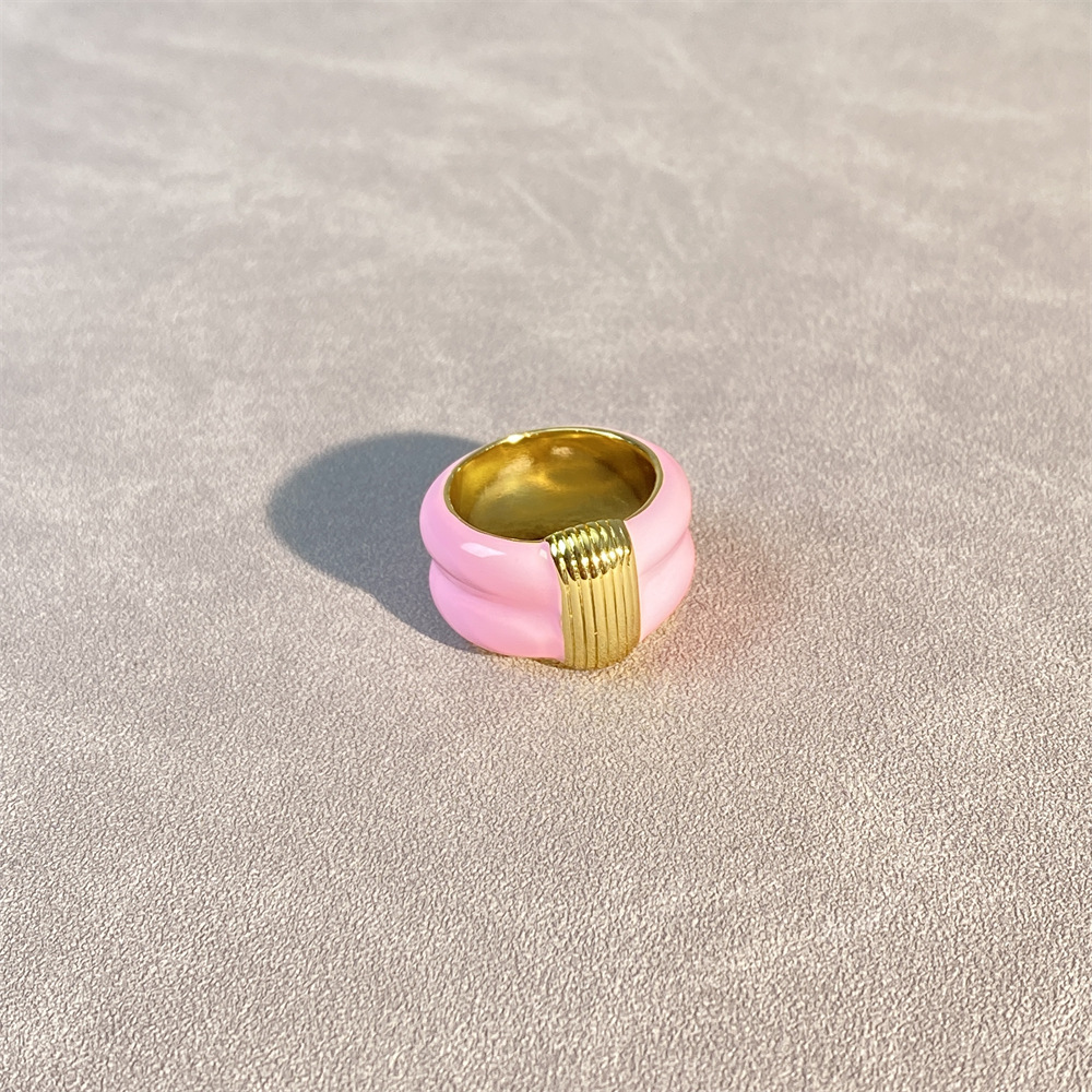 French Enamel Drop Glaze Striped Ring, Niche High-end Feeling, Copper Gold-plated Black Wide Version Temperament Ring for Women Jewelry