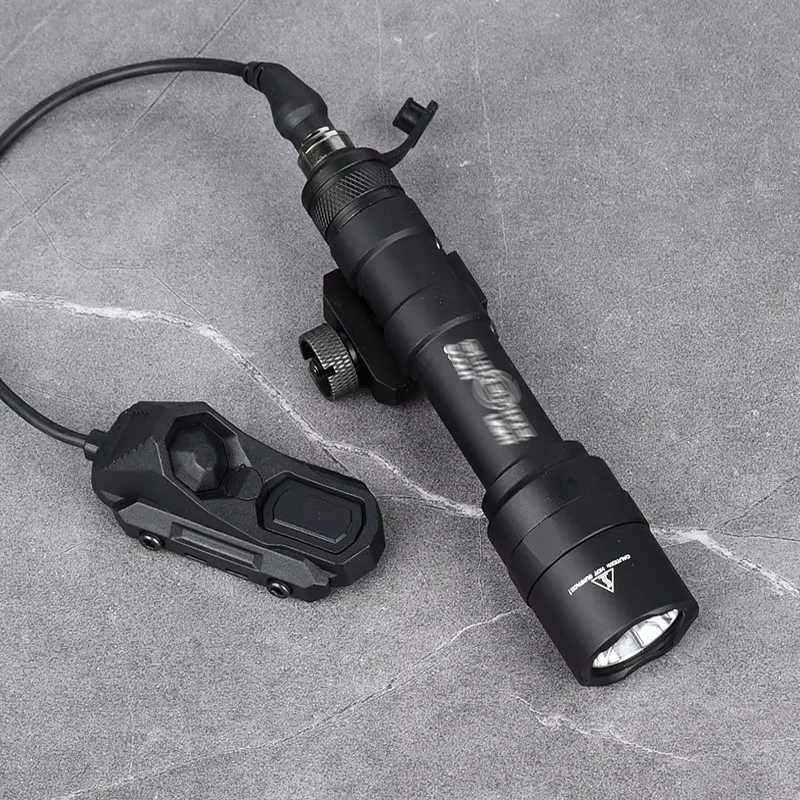 15 Surir M300 M600 Flashlight With AXON Dual Function Red Blue Switch Fits 20mm Rail Hunting Tactical Airsoft Light XJ250718