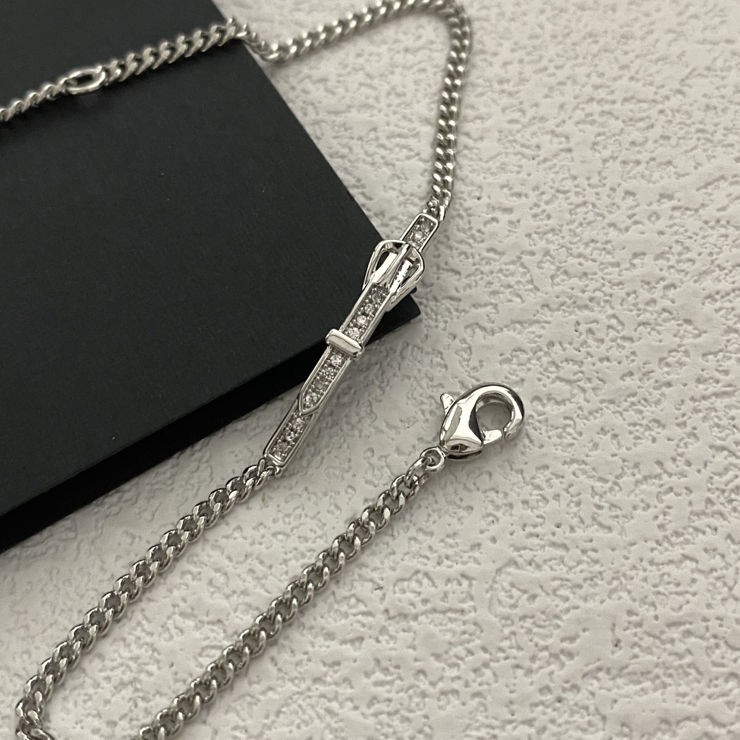 Silver - Toned Chain Necklace With Rhinestone - Encrusted Buckle Detail Edgy Daily & Trendy Jewelry Gift For Her High - Quality And Stylish Accessory