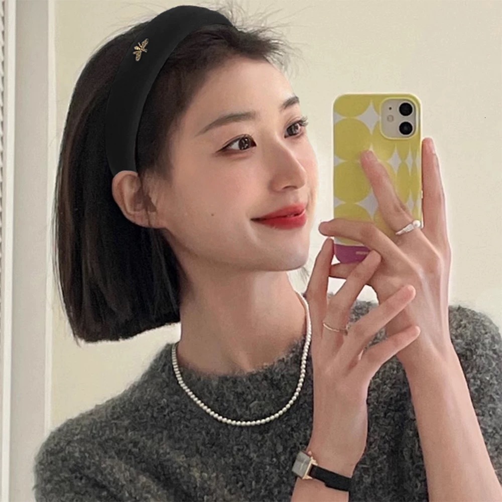 Little Bee Black Veet Headband for Women, Autumn and Winter Style, High Crown, Pressure Hairband, Face Washing Headband, Clip, Hair Accessory ddmythur