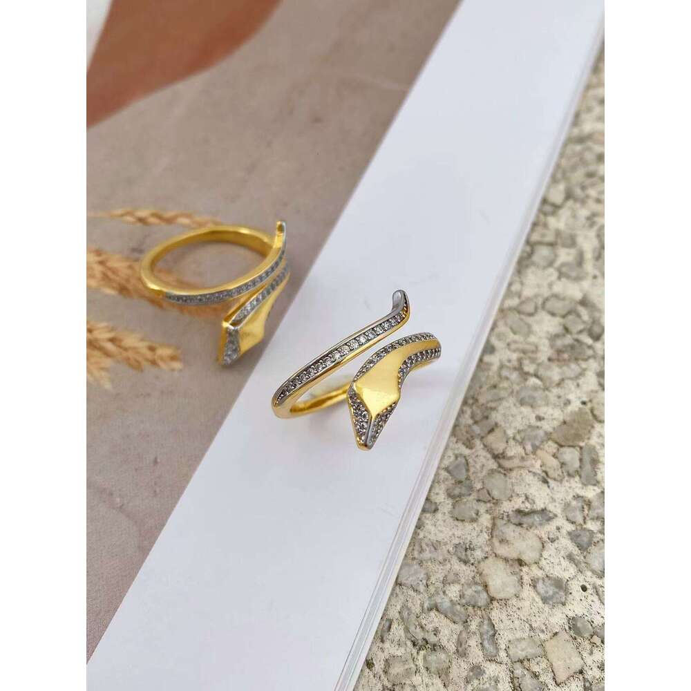 Fashionable Personality Snake-shaped Bracelet Two-tone Designer Jewelry Electroplated Gold Ring Micro-inlaid Zircon Jewelry