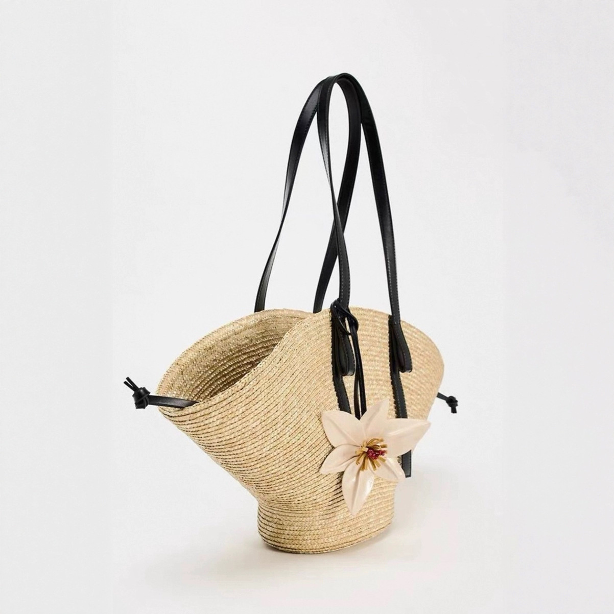 Summer New Women's Single Shoulder Crossbody Bag with Kikyo Flower Weaving Large Capacity Simple Leisure Beach Vacation Handbag New Designer Bag