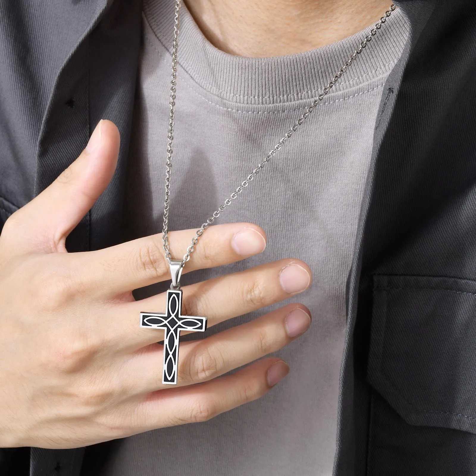 Mens Celtic Knot Cross Necklace Stainless Steel Cross Pendant Necklace Meaning End Vitality No-End Love Gift W250718