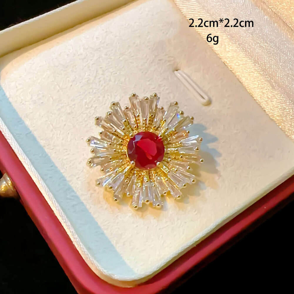 06 Trendy Pearl Rhinestone Exquisite Small Bow Brooch Women Versatile Personality Pin for Tops and Dresses Accessories Buckle