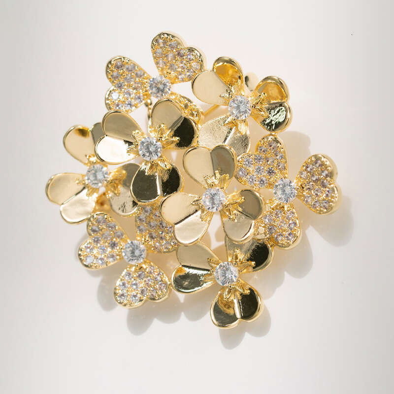 Xiliang Concubine Copper Zirconia Light Niche Flower Brooch High-end -style Designer Jewelry Coat Exquisite Pin