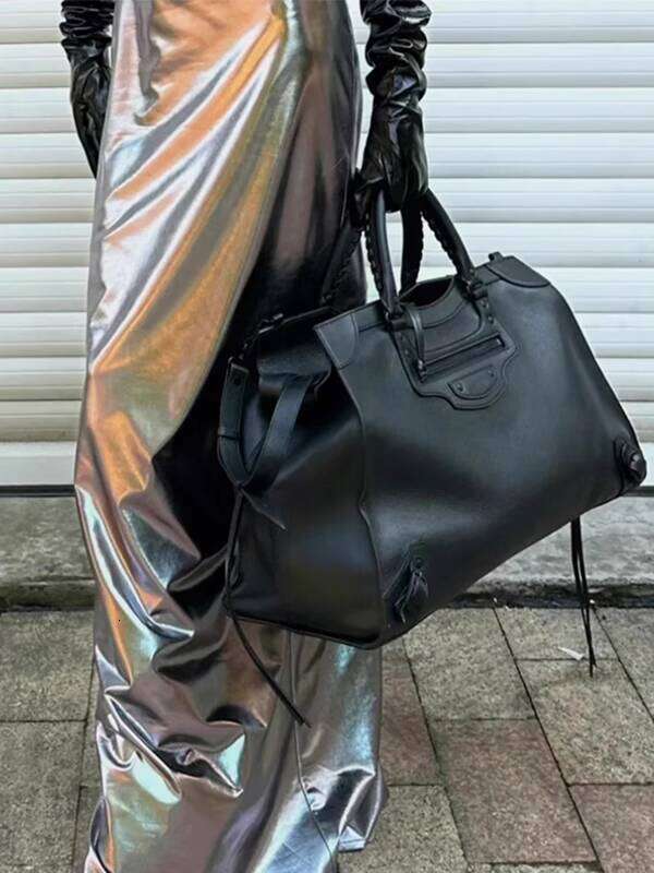 Spicy Girl Street Motorcycle New Commuter Tote Carry On Luggage Gym Soft Leather Rivet Travel Bag