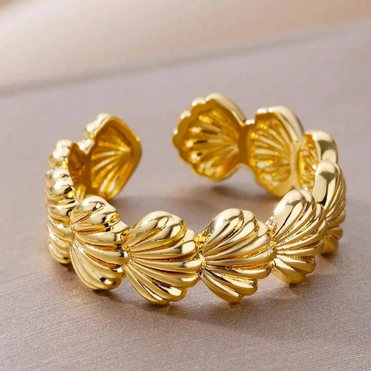 Obega Creative Shell Open Ring For Women Gold Silver Color Simple n Unique Holiday Summer Jewelry Friend Lover Finger 250716