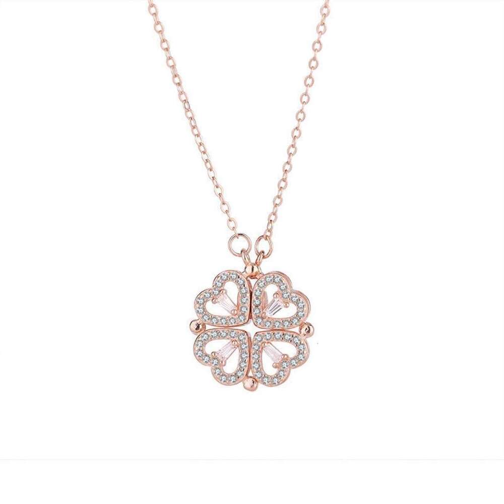 Double-Wear Four-Leaf Clover Necklace for Women, Transformable Clavicle Chain, High-End Niche Jewelry Pendant Chain