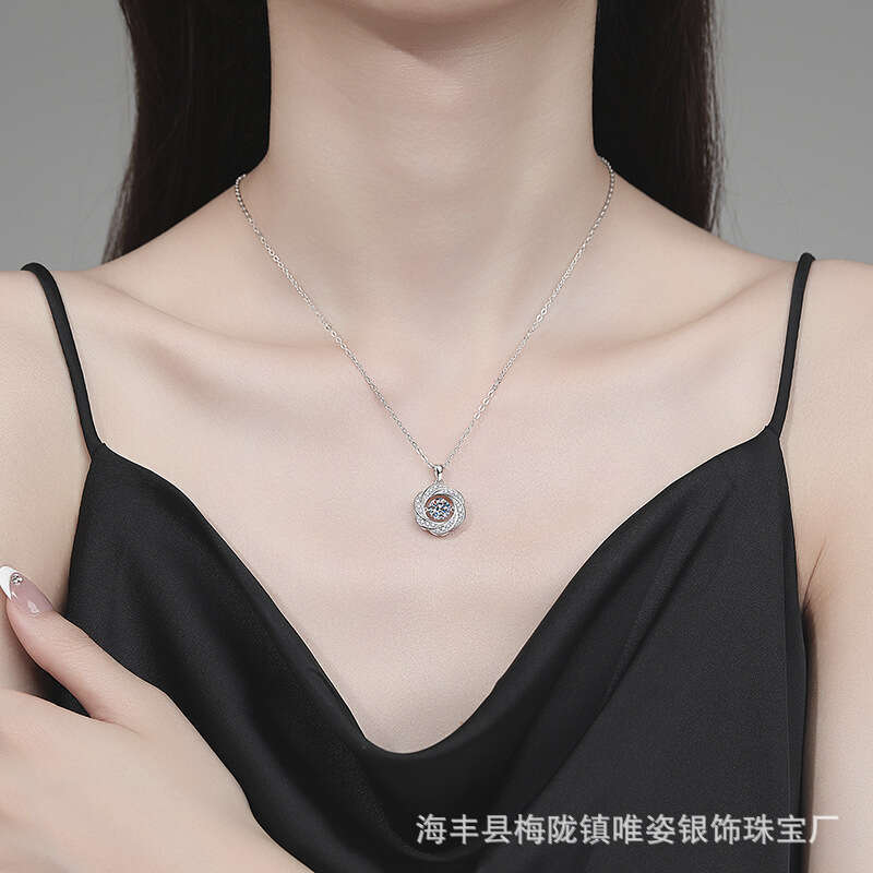 S Pure Sier Moissanite Mobius Heart Necklace Niche Light Design Gift for Girlfriend 9f2