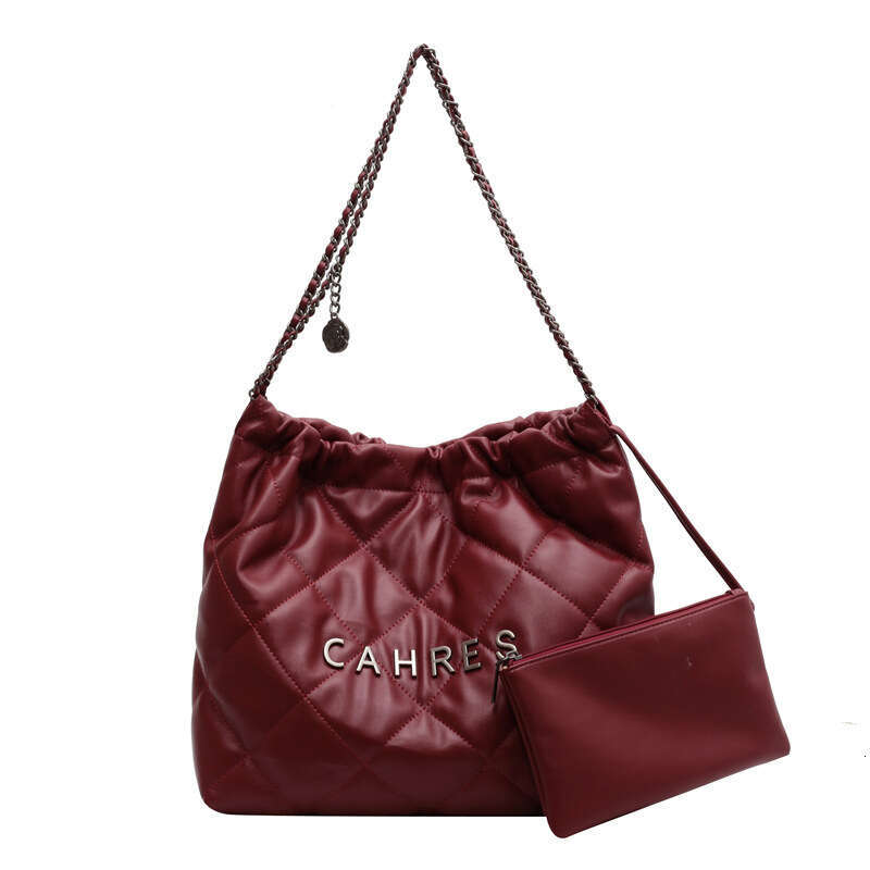 2025 New Small Chanel Style Quilted Chain Large Capacity Trash Casual Versatile Shoulder Stylish Bucket Bag