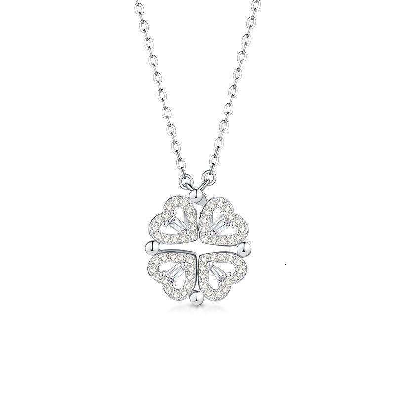 Double-Wear Four-Leaf Clover Necklace for Women, Transformable Clavicle Chain, High-End Niche Jewelry Pendant Chain
