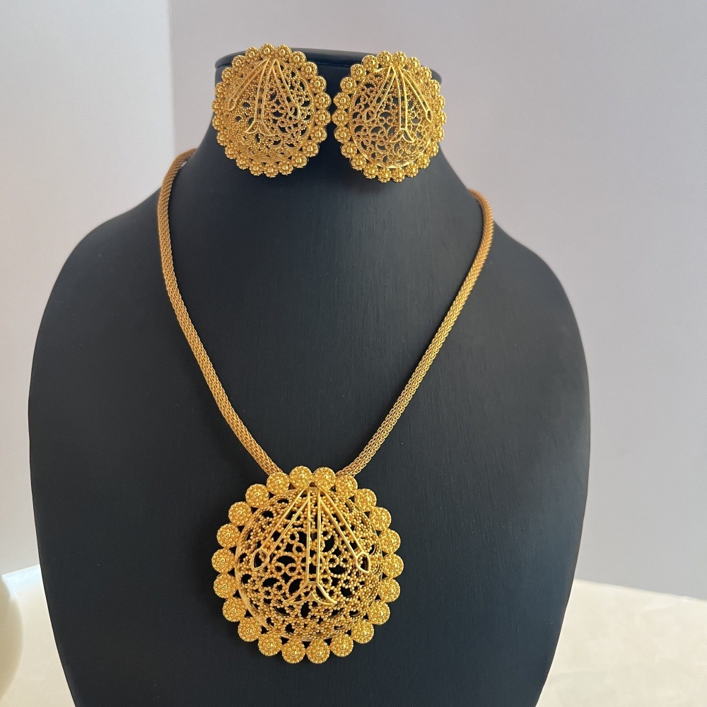 Dubai bride 24k gold plated round necklace and earrings set - Middle East and Africa women's accessories