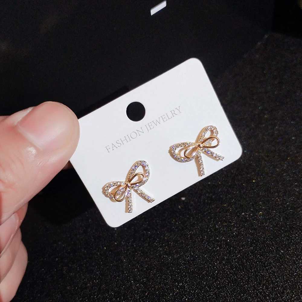 844 Luxury Gold Color Bow Stud Earrings Inlaid Crystal Cubic Zirconia Fancy Womens Earrings Daily Wear Chic Accessories Gift XJ250718
