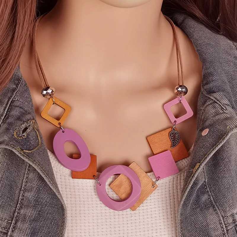 Geetric Wood Accory Wens Bib Necklace Vintage Ethnic Statement Pendants Necklaces for Wen Daily Wear Fashion Jewelry W250718
