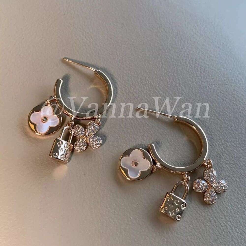 Multi-Pendant Tassel for Women 2025 New Sparkling Dia Flower Earrings Four-Leaf Clover Elegant High-End Design