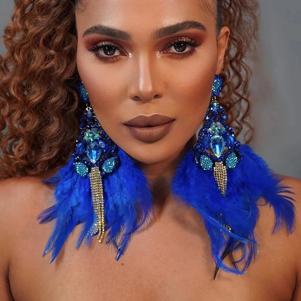 2024 Boho Blue Feather Tassel Earrings Dangle Woman Accessories Nightclub Sparkly Exaggerate Rhinestone Earrings Prom Jewelry 250716