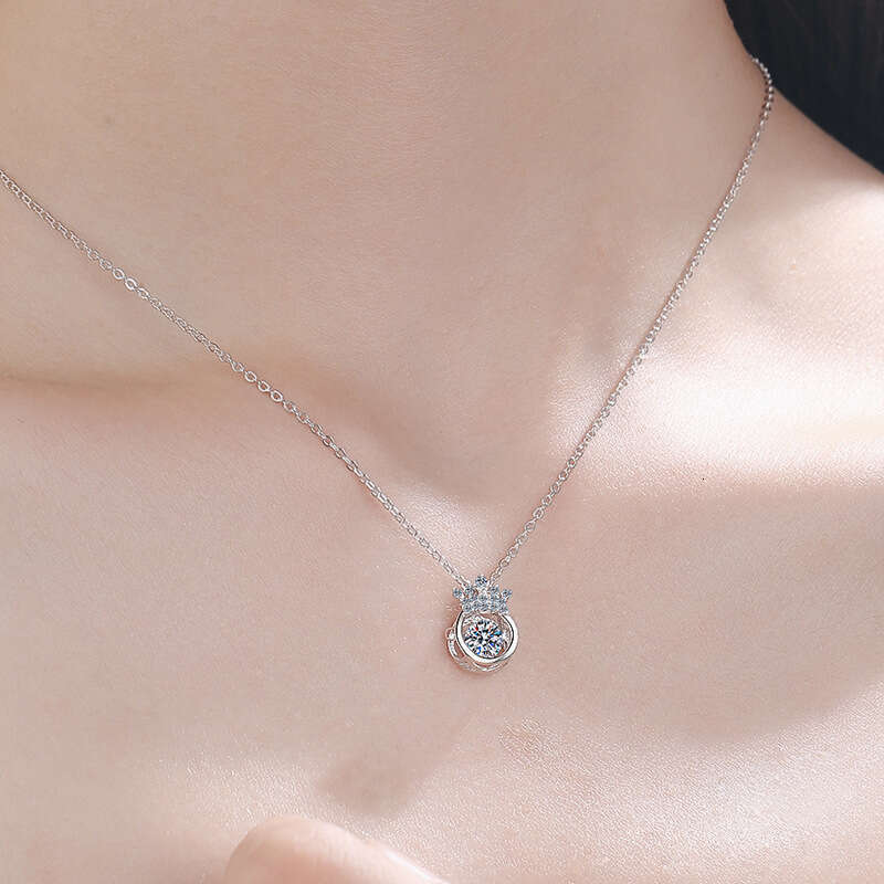 Moissanite S Pure Sier Necklace Dynamic Crown Beating Heart Qixi Valentine's Day Gift a3c