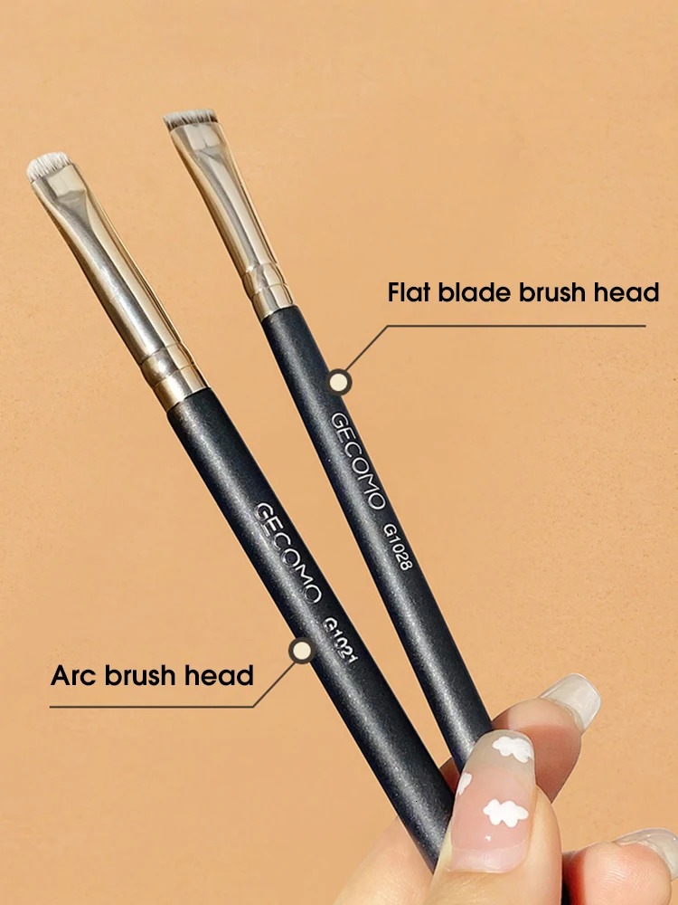 Eyeliner brush eyebrow do not eat powder easy overhand blade flat head circular arc eye repair makeup 250714