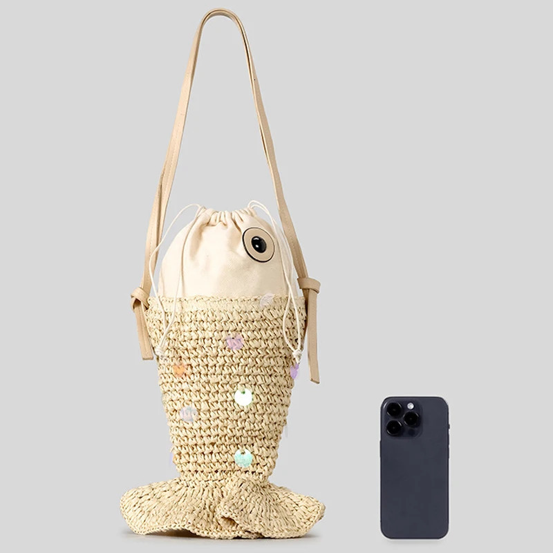 Ceative Sequins Fish Shaped Straw Women Shoulder Bags Paper Woven Crossbody Bag Funnuy Cute Summer Beach Bag Small Female Purses 250717