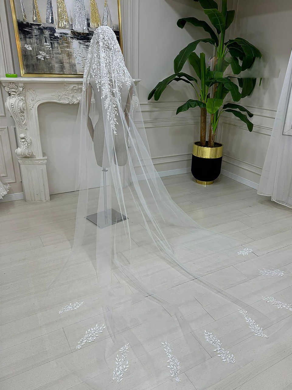 Luxurious Bridal Veils White Ivory Cathedral One Layer Woman Veil With Lace Applique Bride Accessories