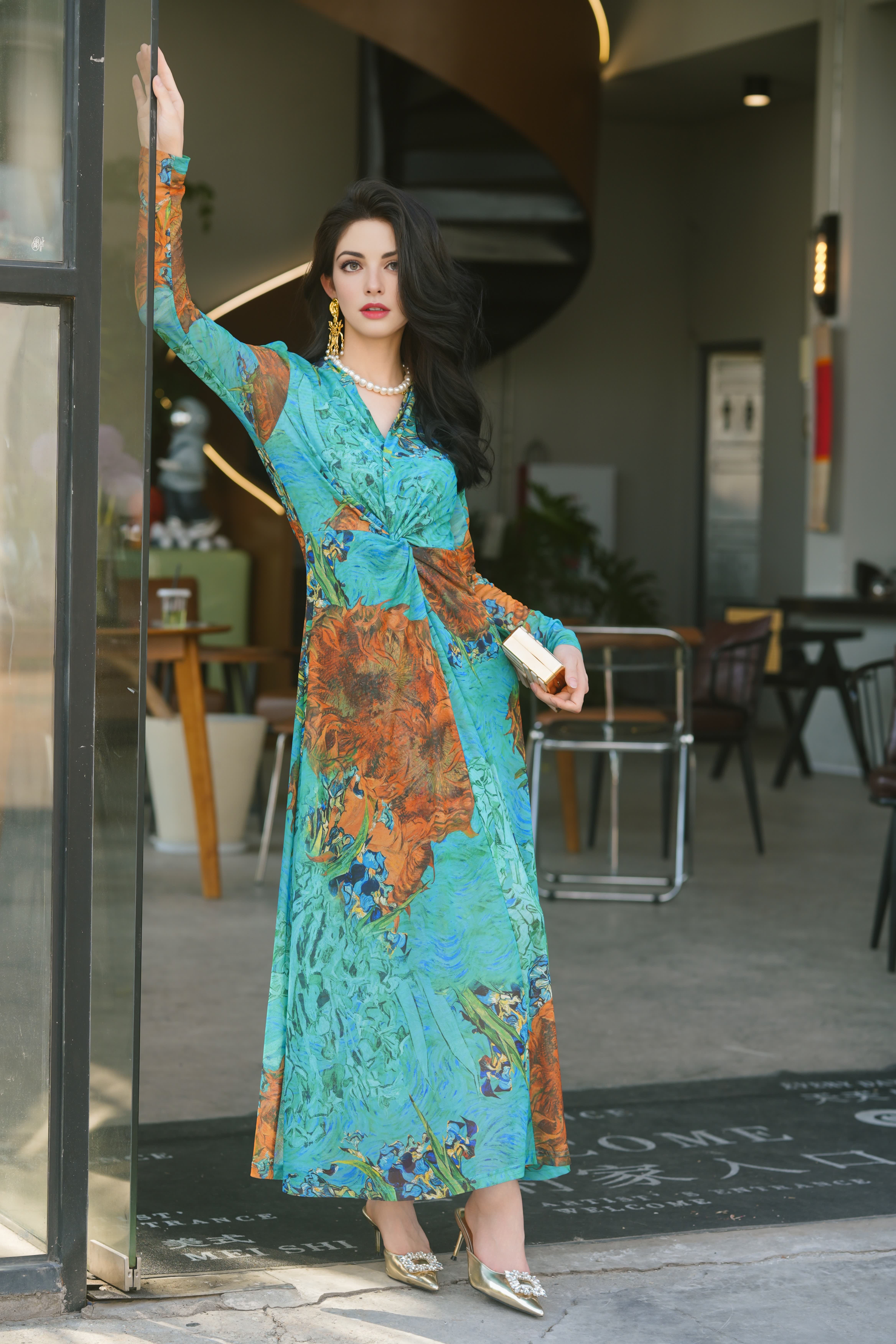 HZHJ new original designer oil painting sunflower dress appears white and slim, high-end