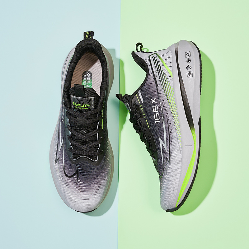 Men's Sneakers 2025 Summer New Mesh Breathable Lightweight Soft Sole Shock Absorption Versatile Casual Running Shoes for Men