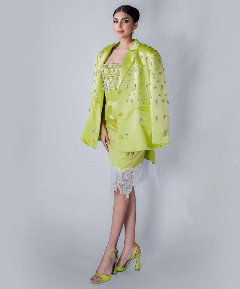 Luxury 2 Pieces Customized Women Suits Crystal Rhinestone Lace Flowers Lace Short Skirt Classic Fit Birthday Party Wear