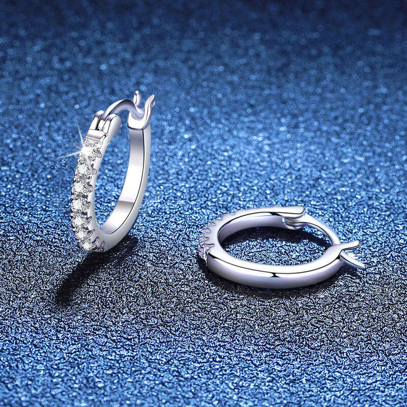 24 Points Internet Celebrity S Pure Sier Earrings Light Fashion Versatile Moissanite 21d