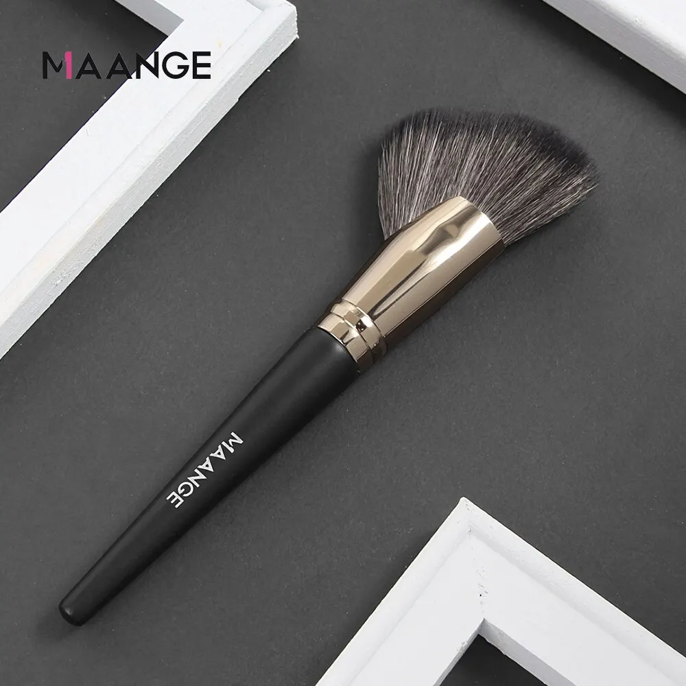 MAANGE Dense Blush Bronzer Brush Angled Makeup Premium Perfect For Face Contouring Highlighting Creams Powders 250714