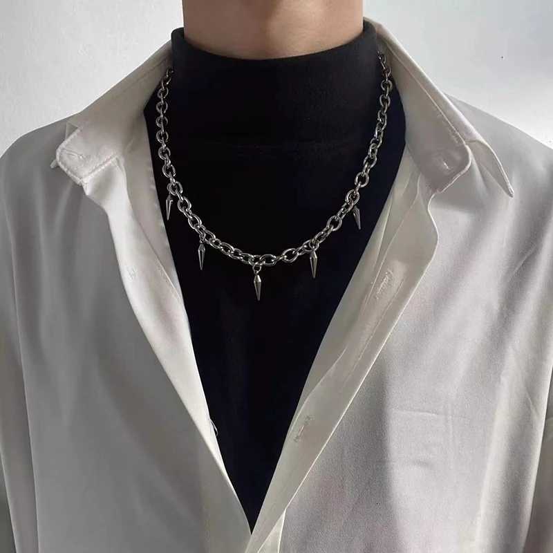 Stainless Steel Punk Aesthetic Stud Necklace Men Choker Cool Hip Hop Wen Rivet Pendant Necklace Gothic Jewelry Gifts W250718