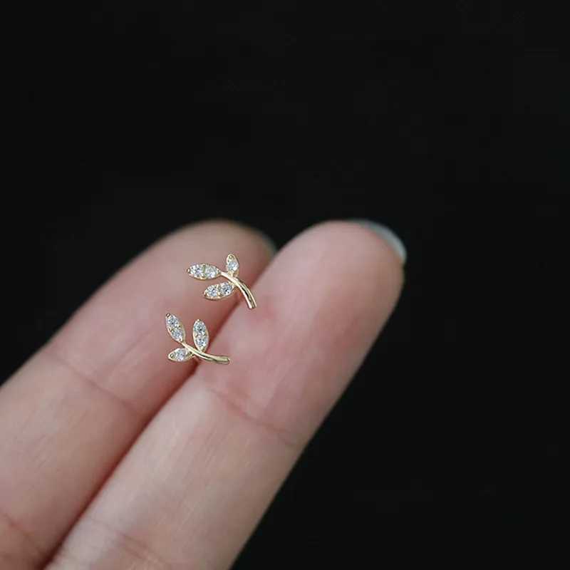 925 Sterling Silver French Simple Pav Crystal Leaf Tree Life Stud Earrings Women Classic 14k Gold Plating Jewelry Gift XJ250718