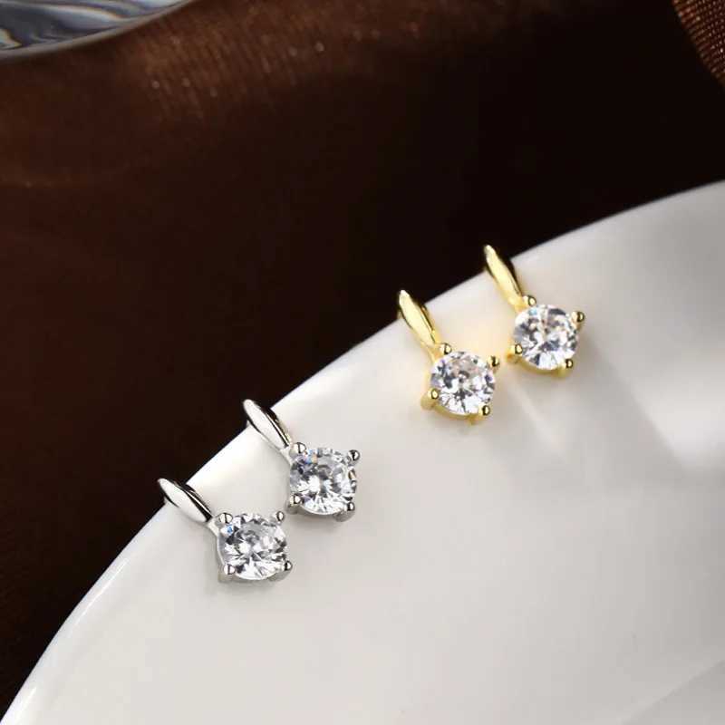 2 Carat 8mm 925 Silver Round Moissanite Stud Earrings For Women 925 Sterling Silver Sparkling Wedding Party Fine Jewelry XJ250718
