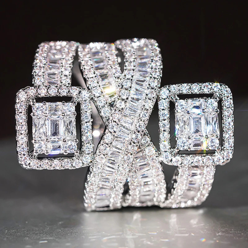 Huitan High-quality Bright CZ Finger Ring for Women Anniversary Party Accessories Gorgeous Wedding Band Lady Fashion Jewelry 250717