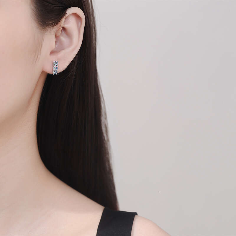 Live S Pure Sier Simple Korean Style Three Princess D Color 1.2 Carat Moissanite Earrings 3e7