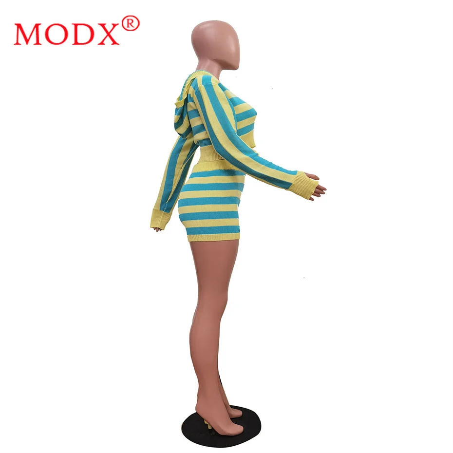 5sets Bulk Items Wholesale Lots Two Piece Set Womens Outfits Summer Knitted Striped Long Sleeve Hooded Tops Shorts M15179 250714