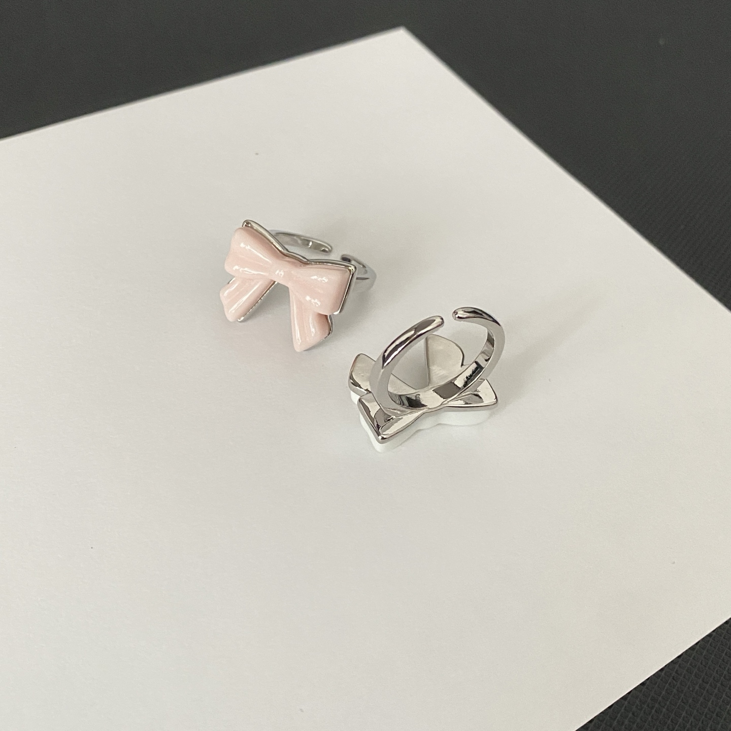 Silver - Toned Open Ring With Pink Bow - Shaped Enamel Accent Sweet Playful For Daily & Cute Looks High - Quality Fashion Jewelry