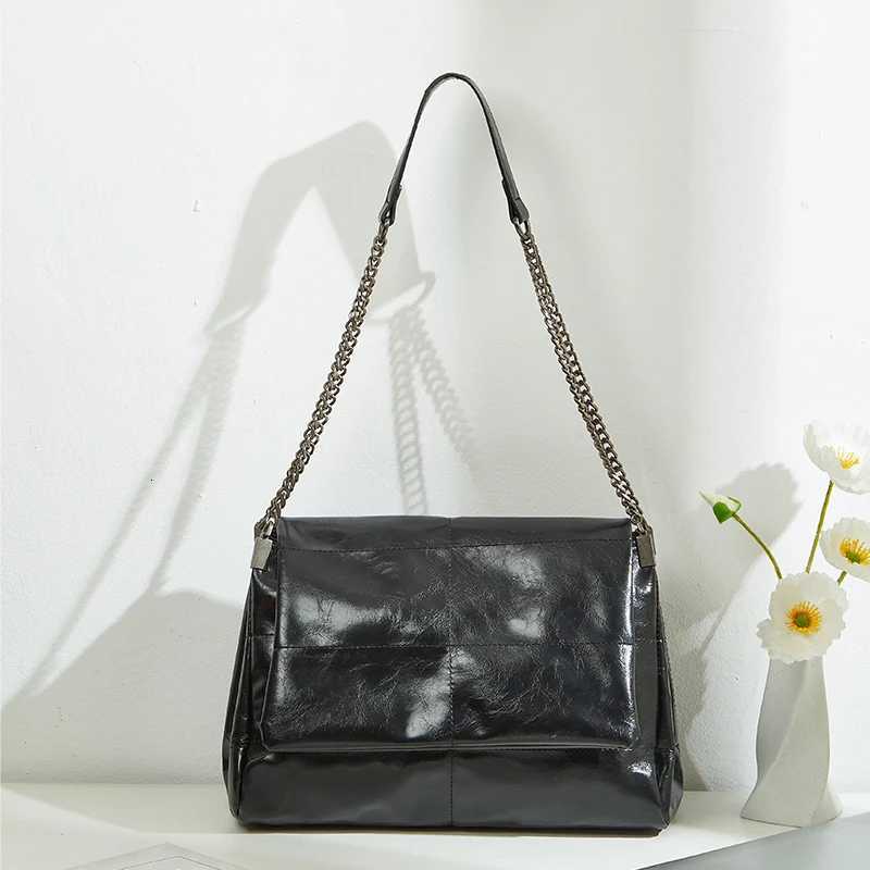 100% Fi Metal Chain Shoulder Crossbody Bag Simple Classic PU Sewing Bag Solid Color Flip Messenger Bag Classic Business Y250718