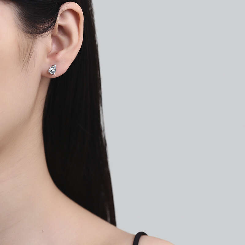 S Pure Sier Classic Simple Light Japanese and Korean Style Water Drop 1 Carat Moissanite Earrings for Women 03b