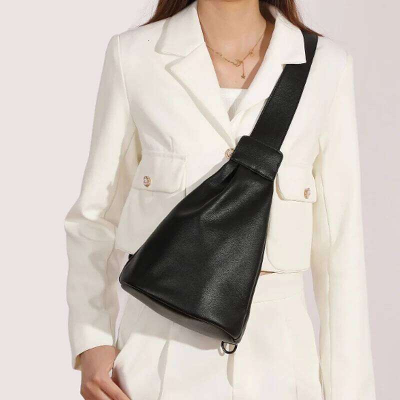 Simple Design Women's 2025 New High Quality Commuter Shoulder Fashion Crossbody Chest Bag
