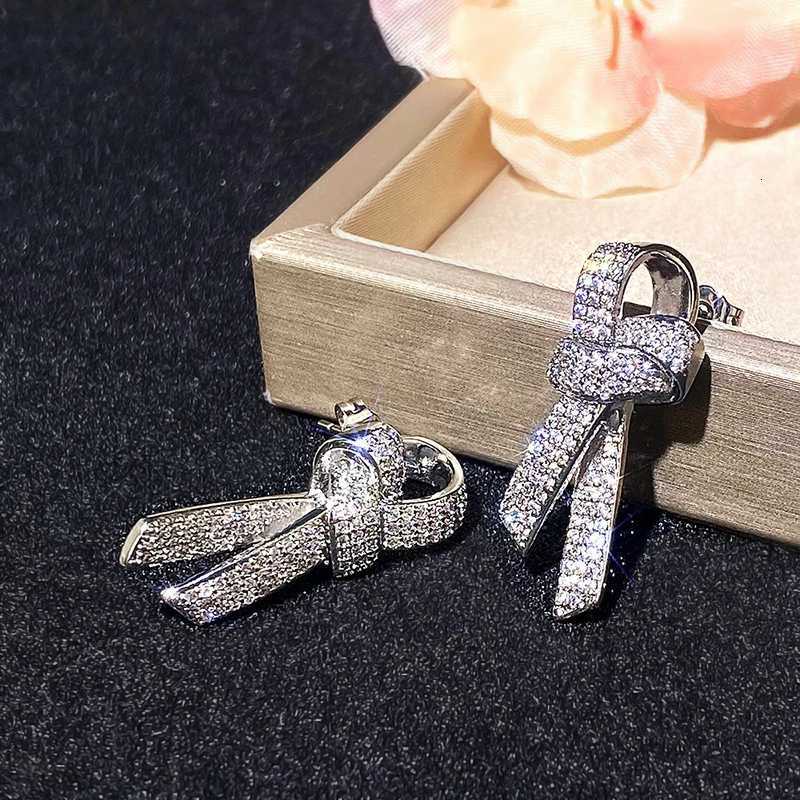 8-Shape Bow Stud Earrings for Women Silver Color Sparkling Crystal Cubic Zirconia Temperament Accessories Female Jewelry XJ250718