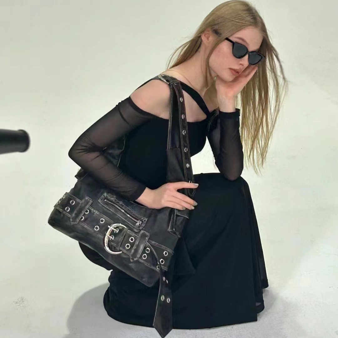 Free Shipping Designer Luxury Vintage Tote Bag Women's Large Capacity High-end Black Underarm Bag Motorcycle Style Shoulder Bag Leisure Shopping 