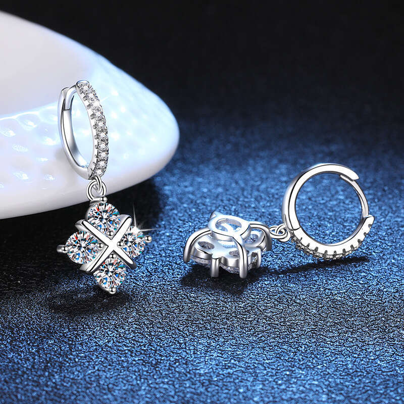 S Pure Sier for Women Dreamcatcher Elegant Classic Cross Stud Moissanite Earrings ce0