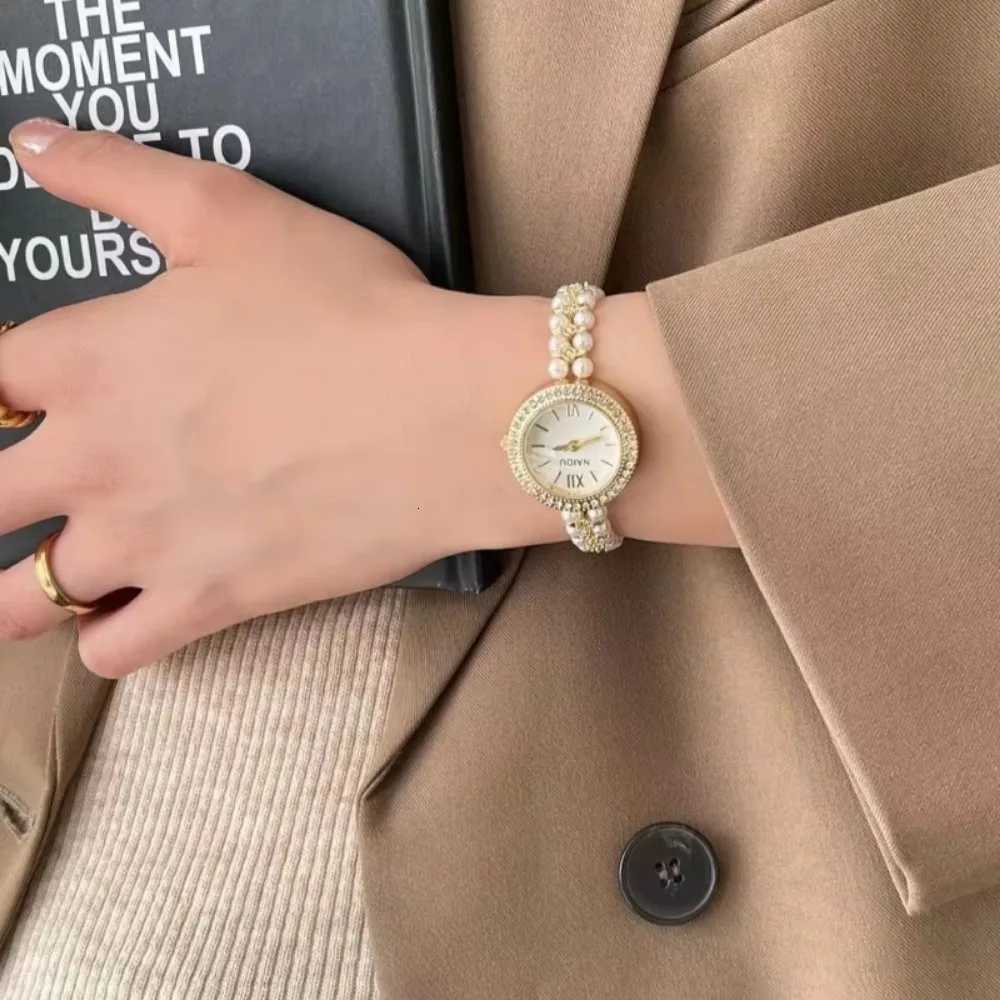 Pearl Studded Strap Women Watch Luxury Ladies Gift Bracelet Watch Fashion Quartz Wristwatches Dropshipping Womens Watches W250718