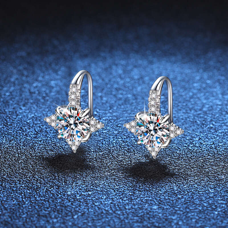 S Pure Sier Light Temperament Eight-Pointed Star Ear Hooks One Carat D Color Moissanite Earrings c63