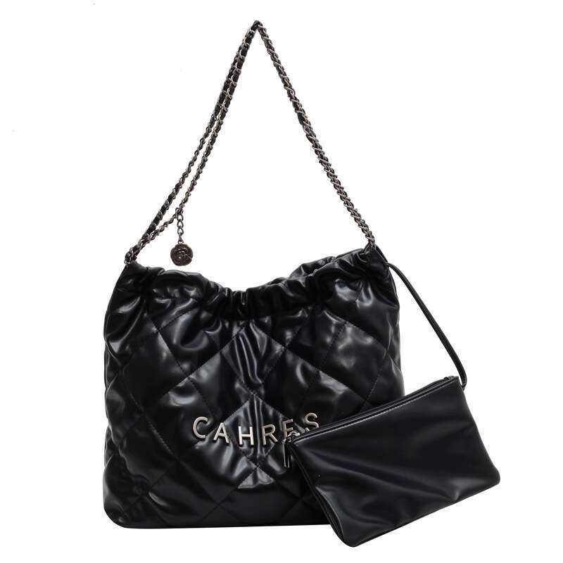2025 New Small Chanel Style Quilted Chain Large Capacity Trash Casual Versatile Shoulder Stylish Bucket Bag