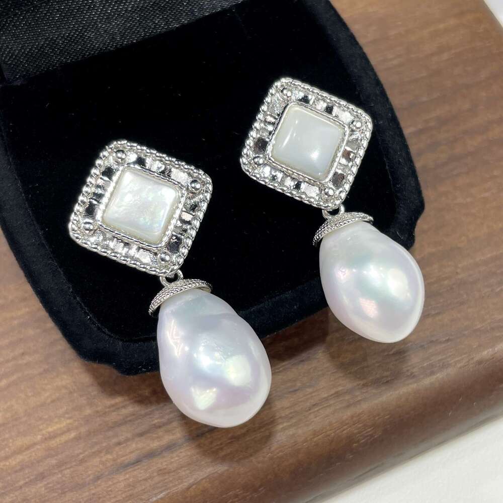 New Natural Freshwater Pearl Light Small Bar Heart Mother-of-Pearl Leaf Earrings High-End Niche S Sier Needle