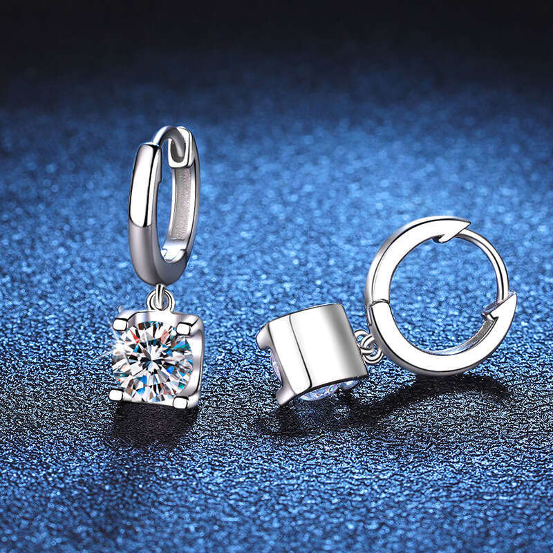 S Pure Sier Stud Simple Versatile Bull Head Ear Buckle Moissanite Earrings 123