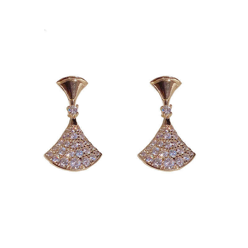 S Sier Needle Design Sense Light Elegant Temperament Small Dress Exquisite Shiny Full Dia Fan-shaped Earrings Trendy